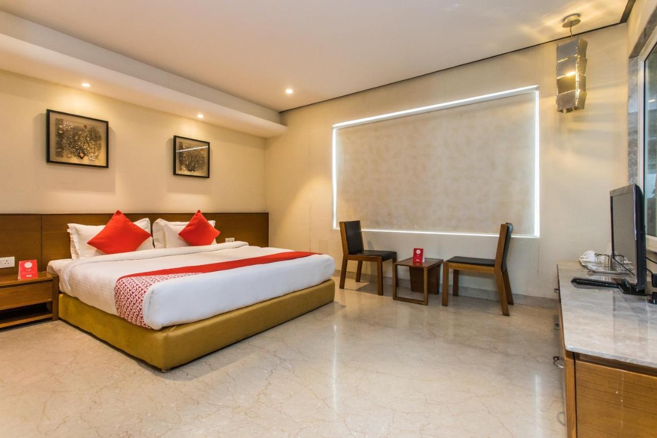 Capital O 14448 Hotel Sapphire Star Ιντόρ Εξωτερικό φωτογραφία